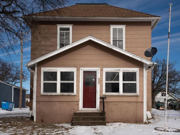 305 Park Street, Reinbeck, IA 50669