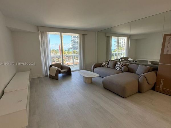 10275 Collins Ave, Unit 420, Bal Harbour, FL 33154