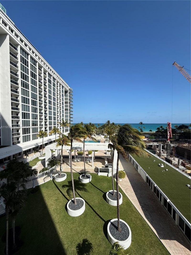 10275 Collins Ave, Unit 420, Bal Harbour, FL 33154 Photo