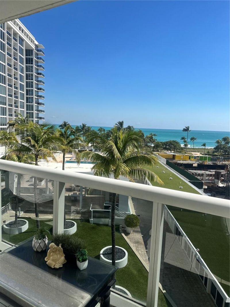 10275 Collins Ave, Unit 420, Bal Harbour, FL 33154 Photo