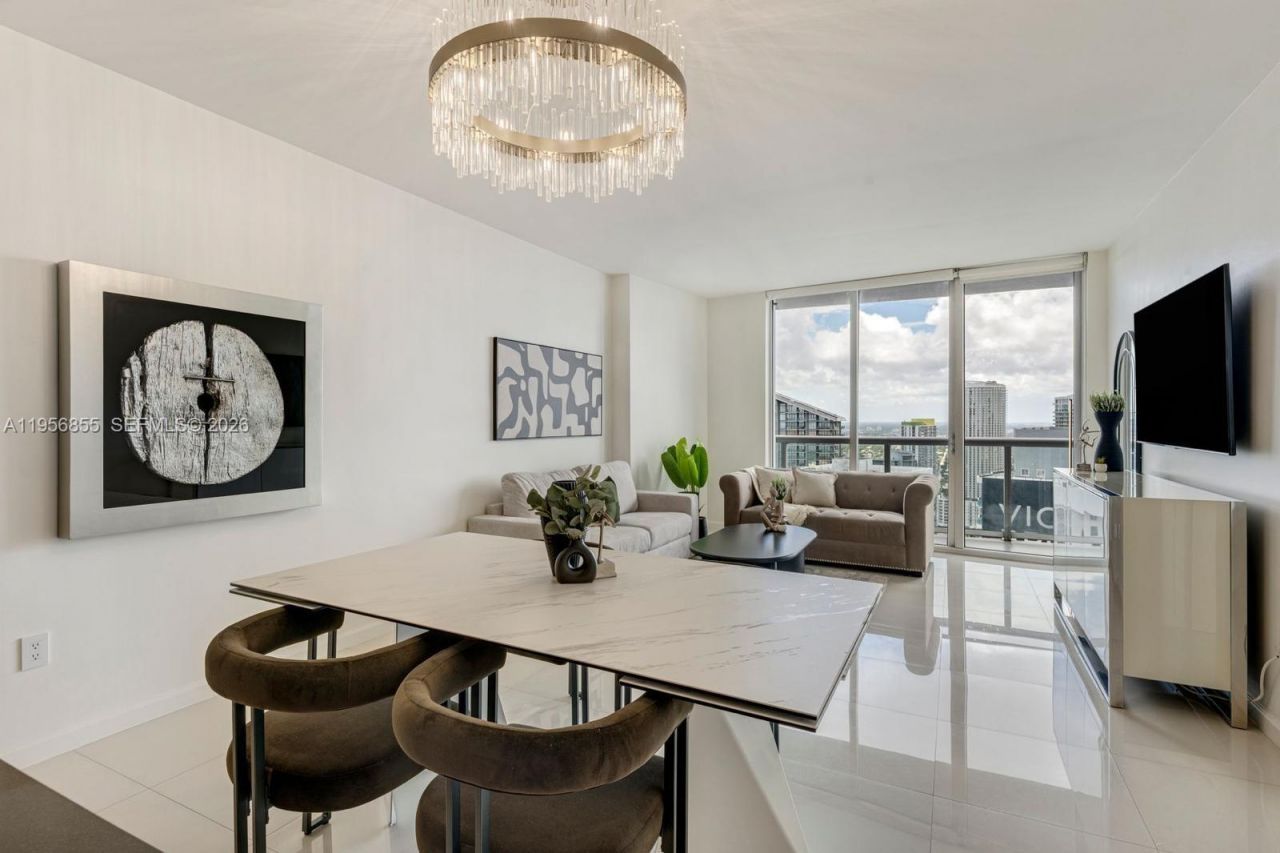 485 Brickell Ave, Unit 4706, Miami, FL 33131 Photo