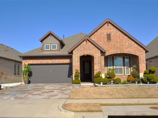 2615 High Bluff Drive, Mansfield, TX 76063