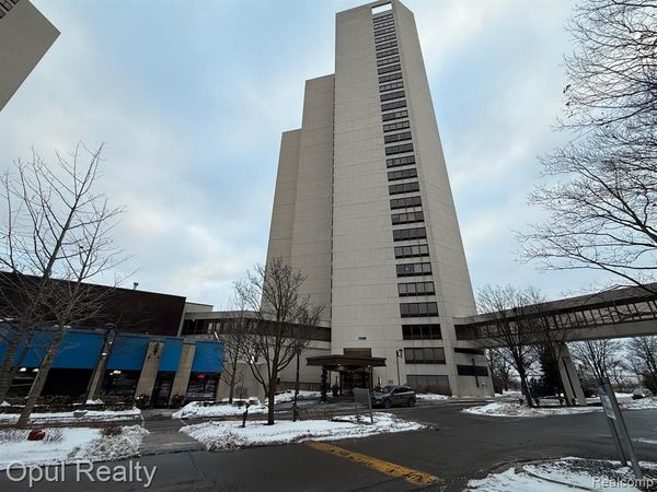 1001 W Jefferson Avenue, Detroit, MI 48226