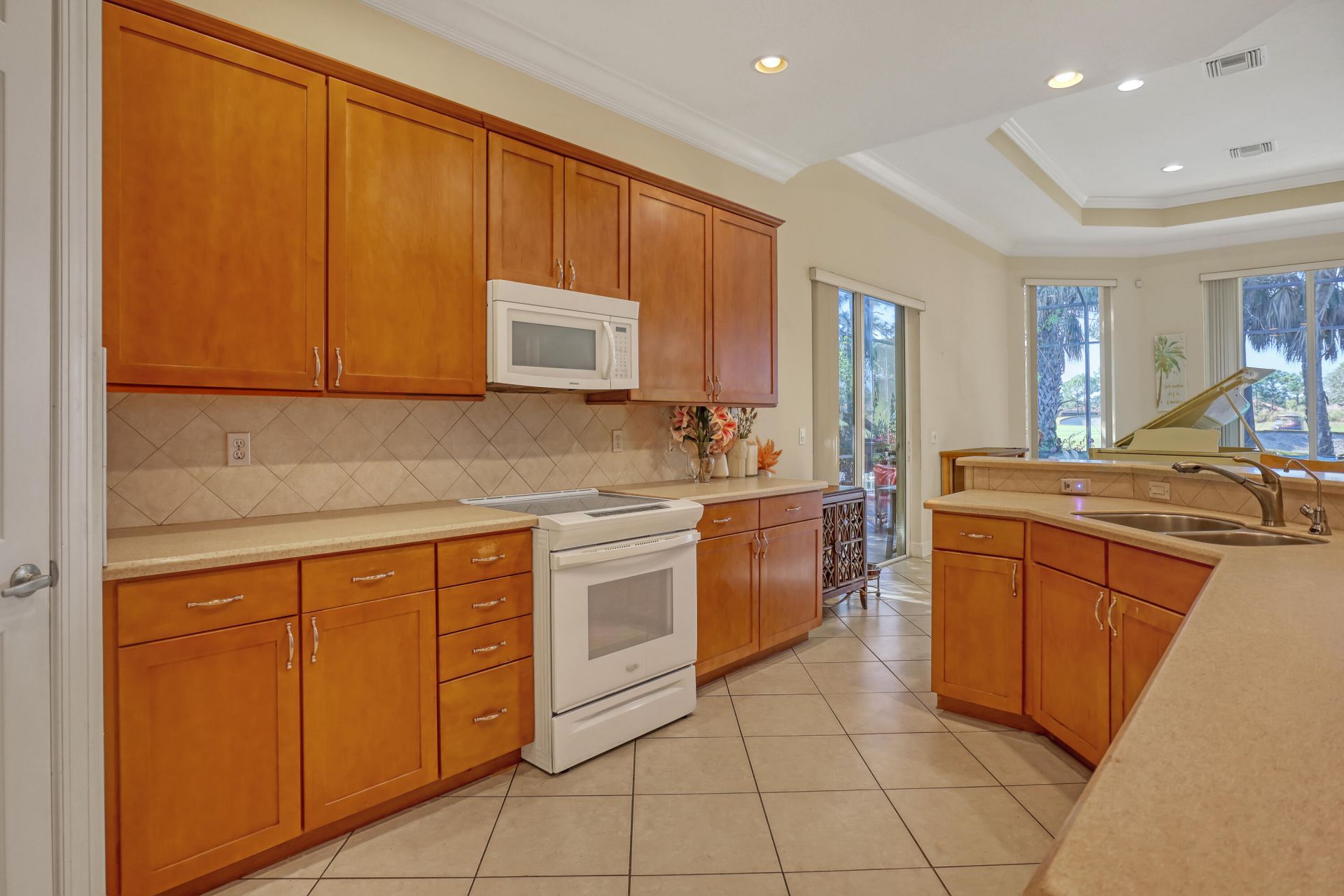 9029 One Putt Place, Port Saint Lucie, FL 34986 Photo