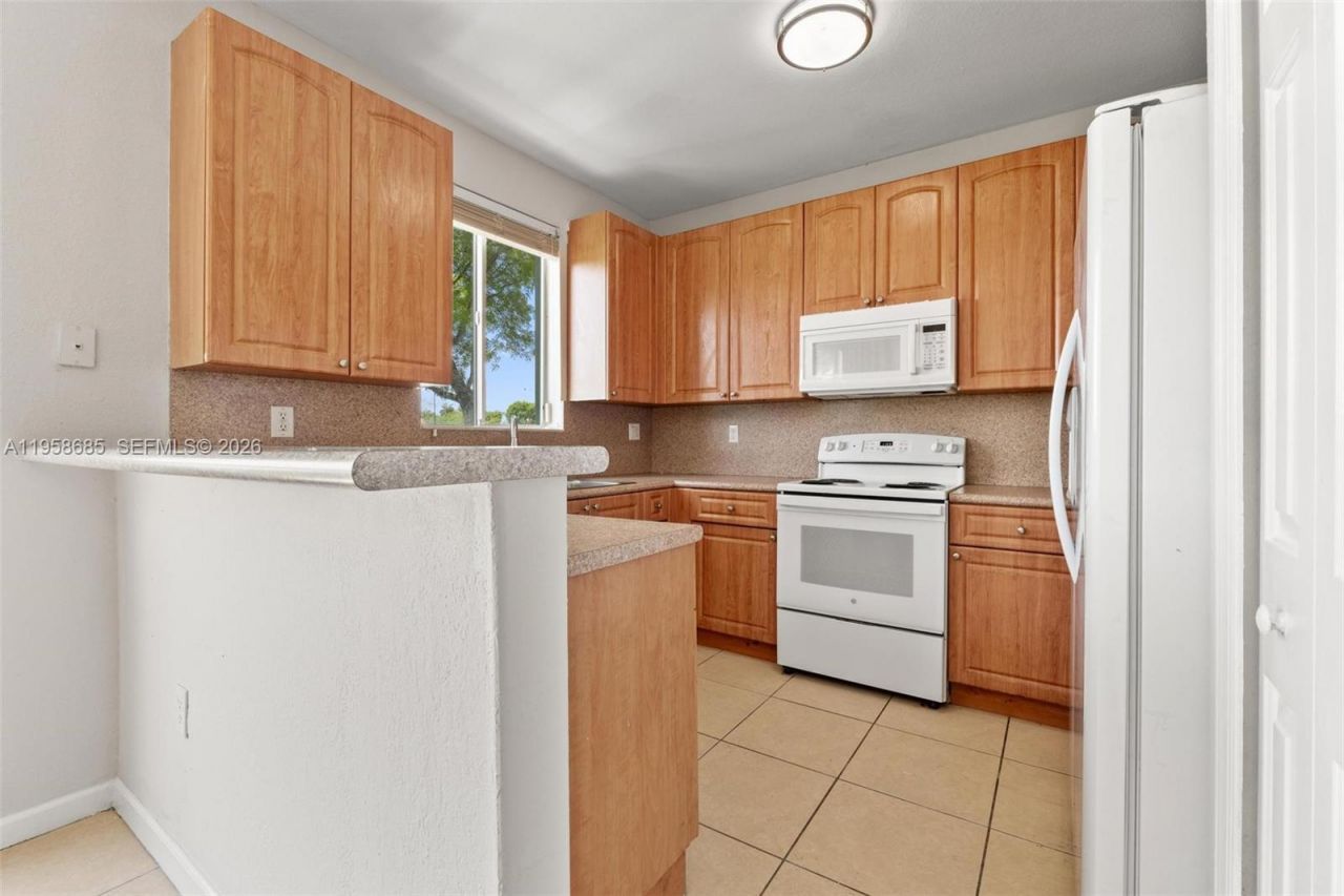 1458 SE 24th Ct , Unit 353, Homestead, FL 33035 Photo