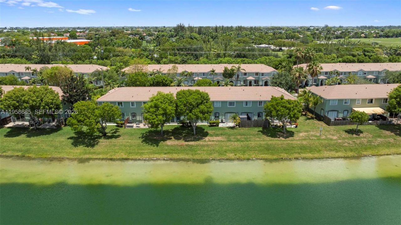 1458 SE 24th Ct , Unit 353, Homestead, FL 33035 Photo