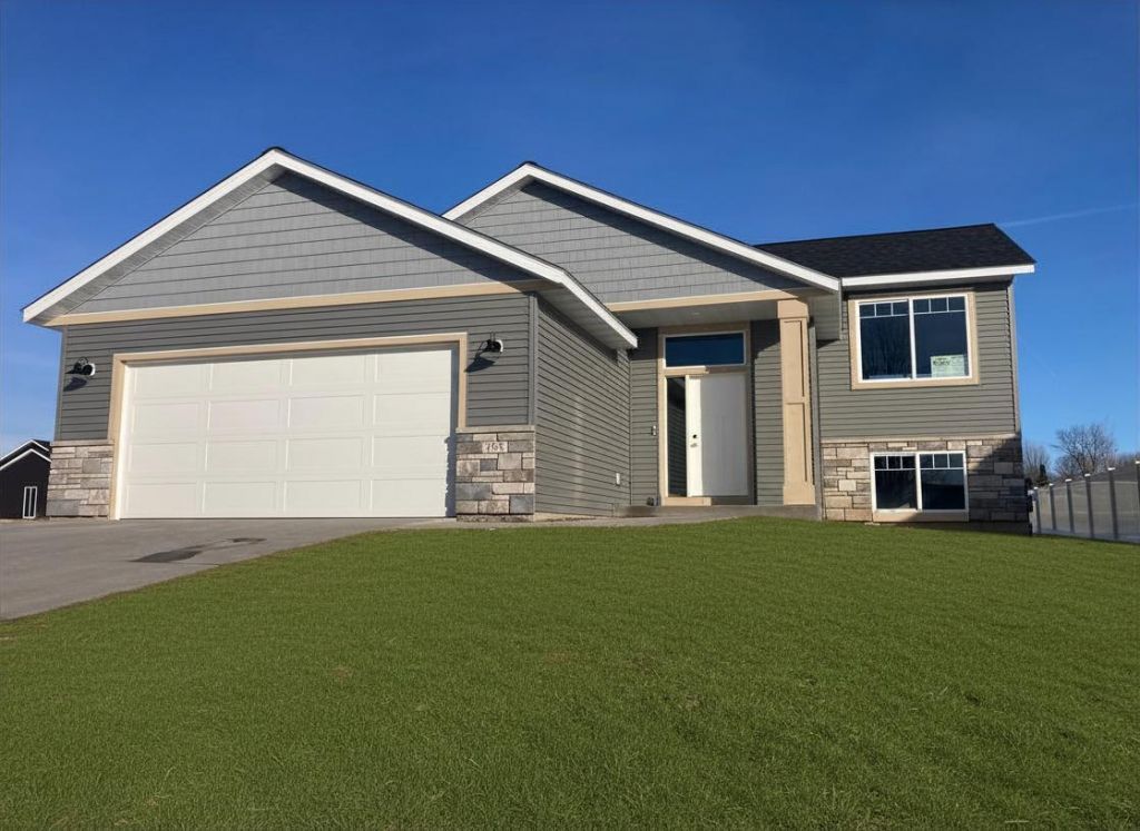 705 State Street, Kenyon, MN 55946