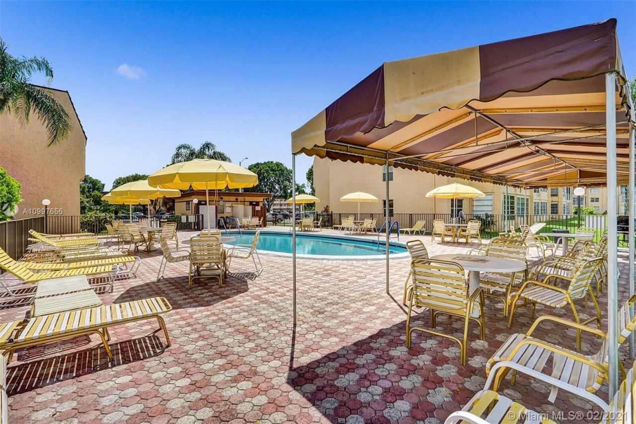 2731 N Pine Island Road, Unit 105, Sunrise, FL 33322 Photo