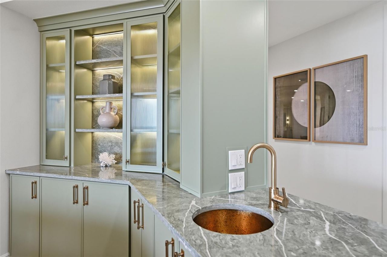 1300 Benjamin Franklin Drive, Unit 809, Sarasota, FL 34236 Photo