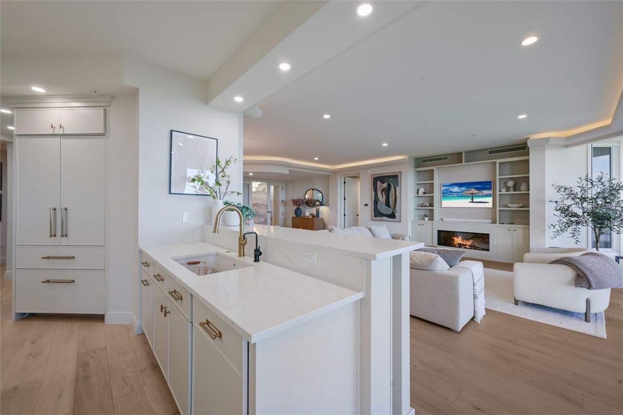 1300 Benjamin Franklin Drive, Unit 809, Sarasota, FL 34236 Photo