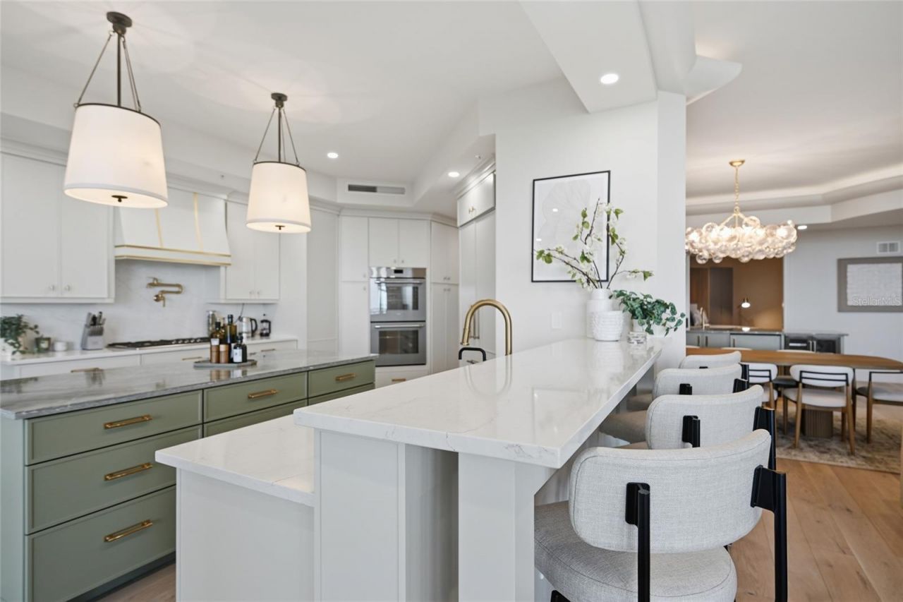 1300 Benjamin Franklin Drive, Unit 809, Sarasota, FL 34236 Photo