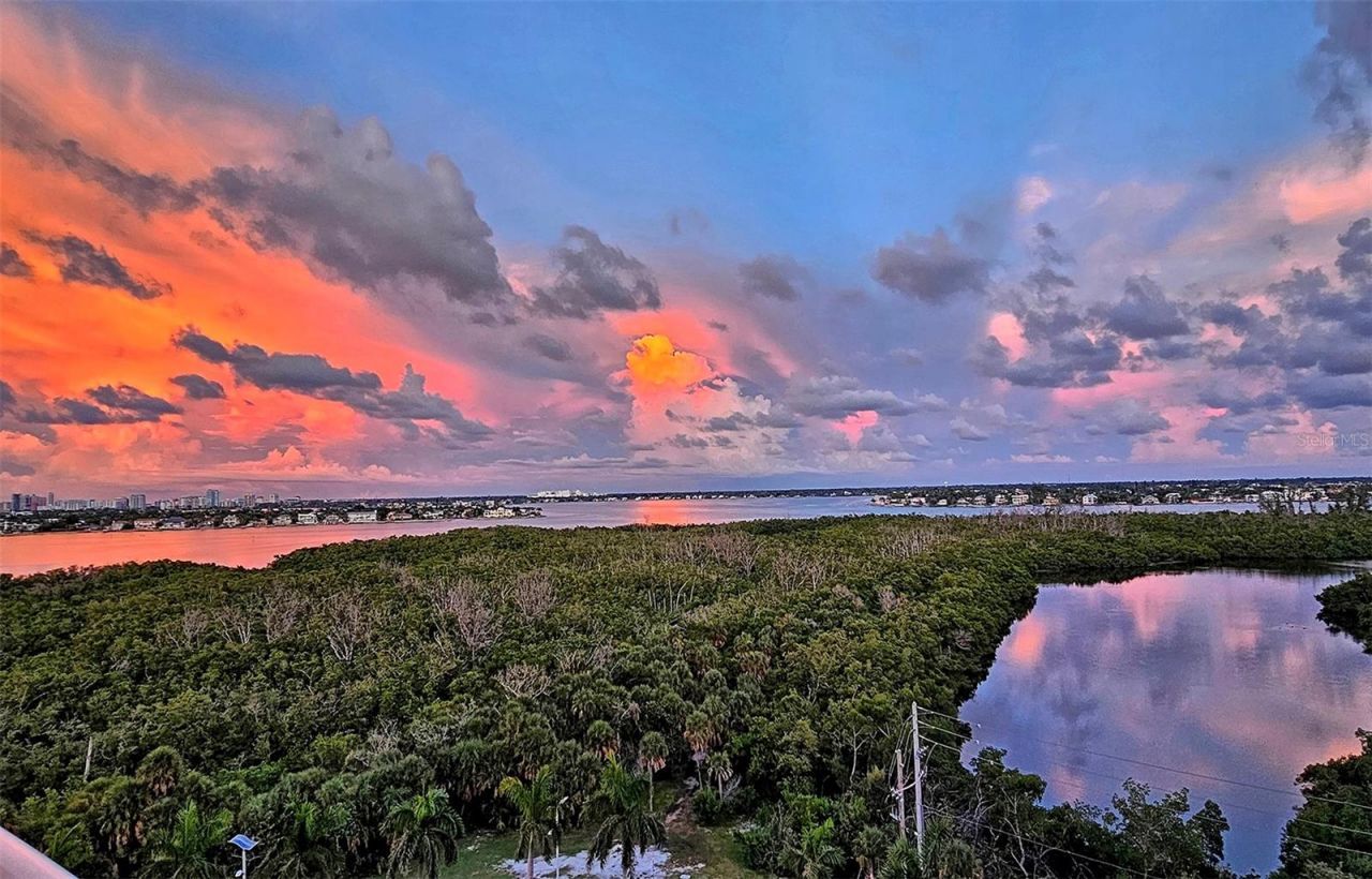 1300 Benjamin Franklin Drive, Unit 809, Sarasota, FL 34236 Photo