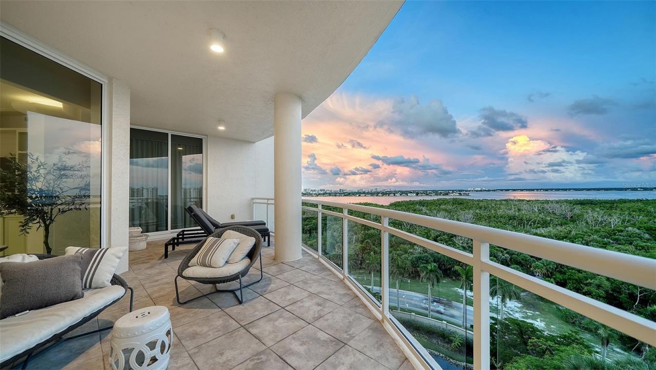 1300 Benjamin Franklin Drive, Unit 809, Sarasota, FL 34236 Photo