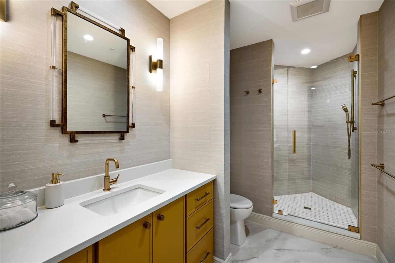 1300 Benjamin Franklin Drive, Unit 809, Sarasota, FL 34236 Photo