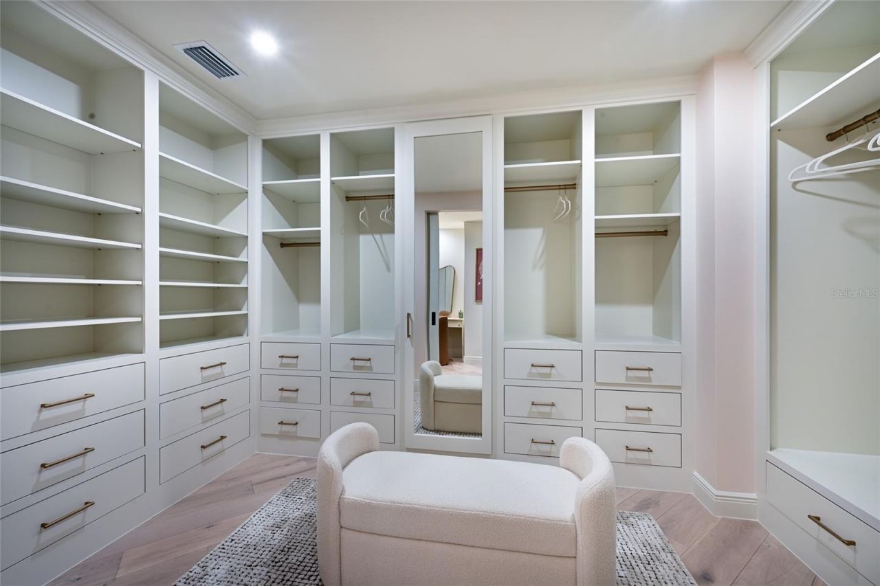 1300 Benjamin Franklin Drive, Unit 809, Sarasota, FL 34236 Photo