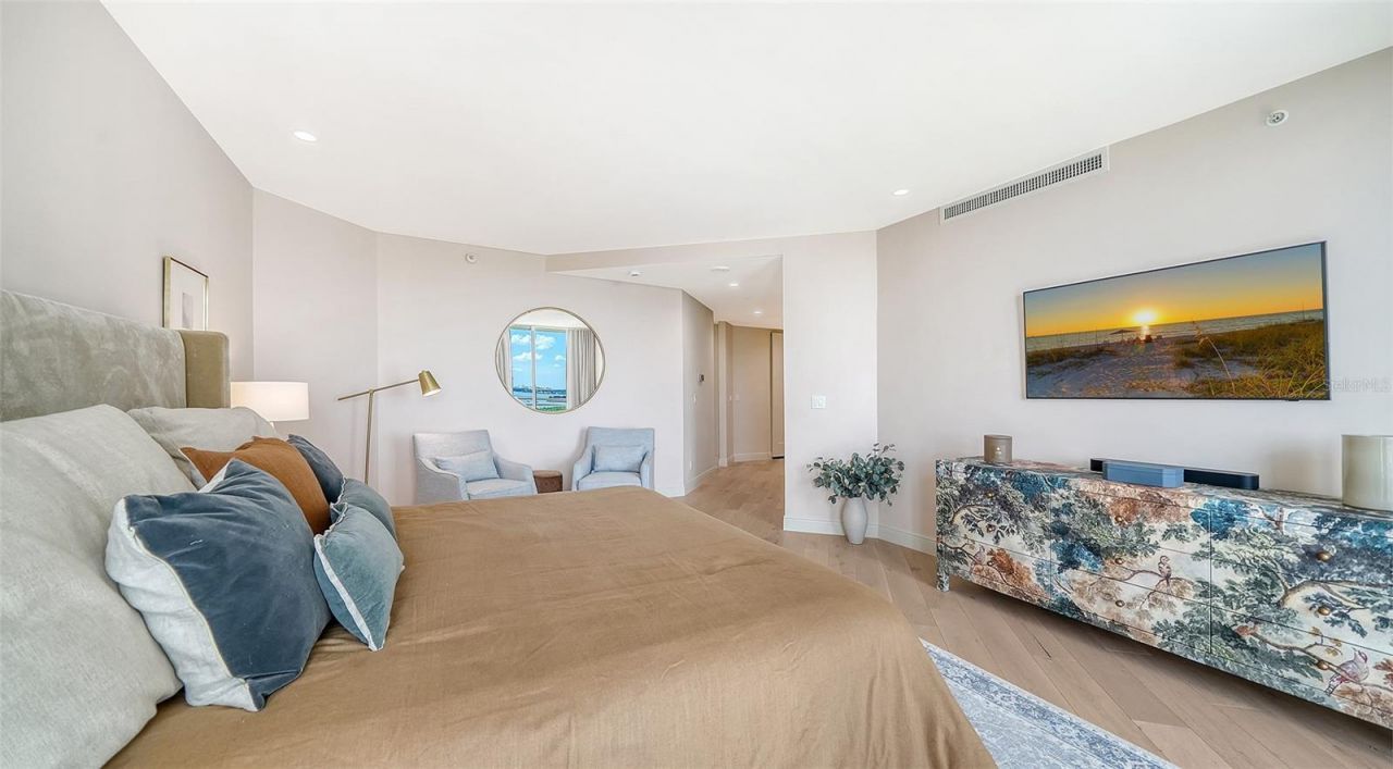 1300 Benjamin Franklin Drive, Unit 809, Sarasota, FL 34236 Photo