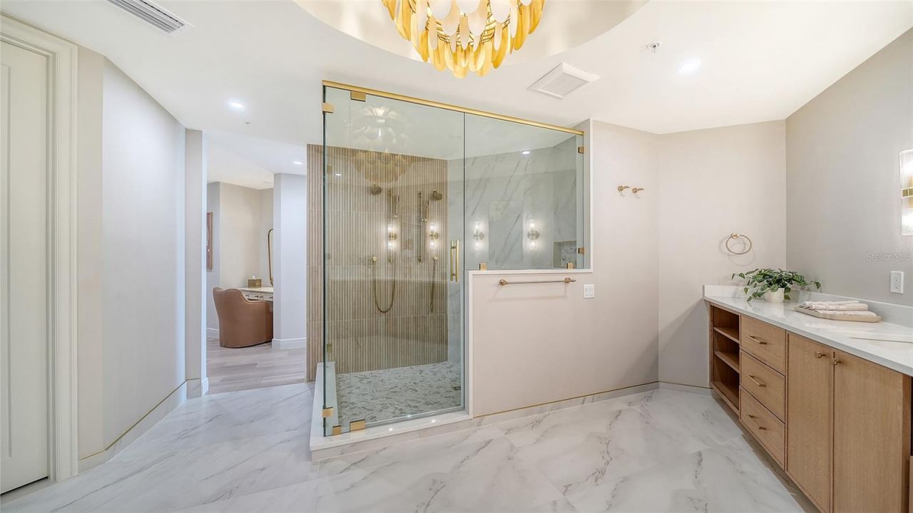 1300 Benjamin Franklin Drive, Unit 809, Sarasota, FL 34236 Photo