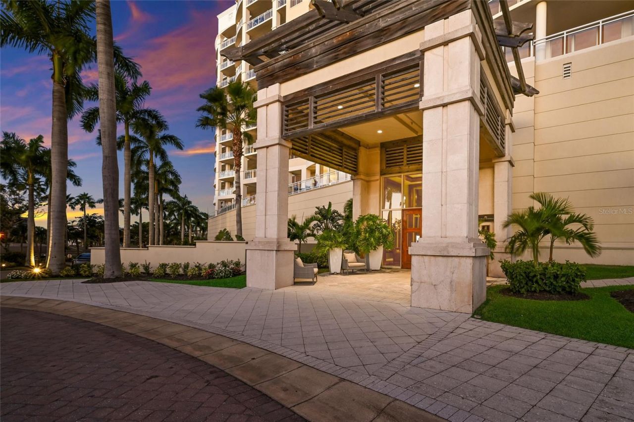 1300 Benjamin Franklin Drive, Unit 809, Sarasota, FL 34236 Photo