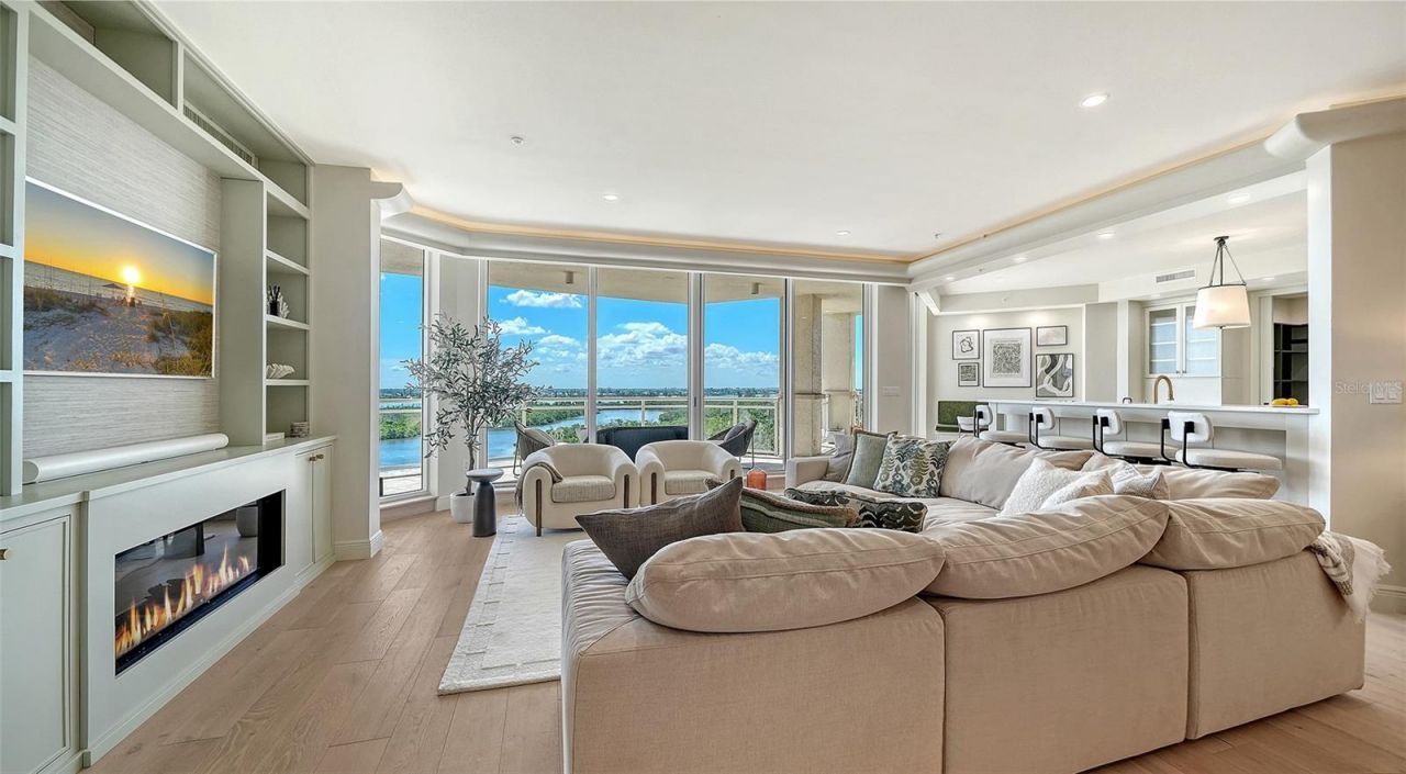 1300 Benjamin Franklin Drive, Unit 809, Sarasota, FL 34236 Photo