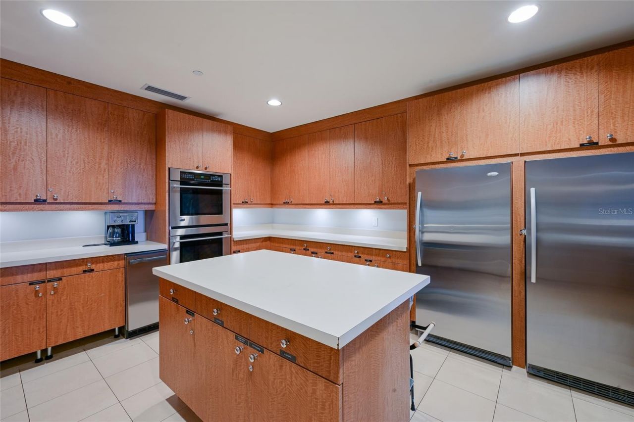 1300 Benjamin Franklin Drive, Unit 809, Sarasota, FL 34236 Photo