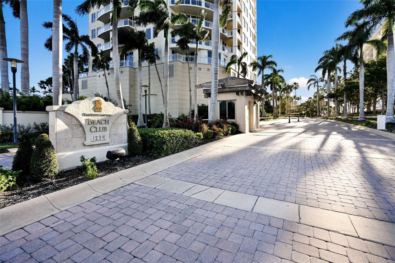 1300 Benjamin Franklin Drive, Unit 809, Sarasota, FL 34236 Photo