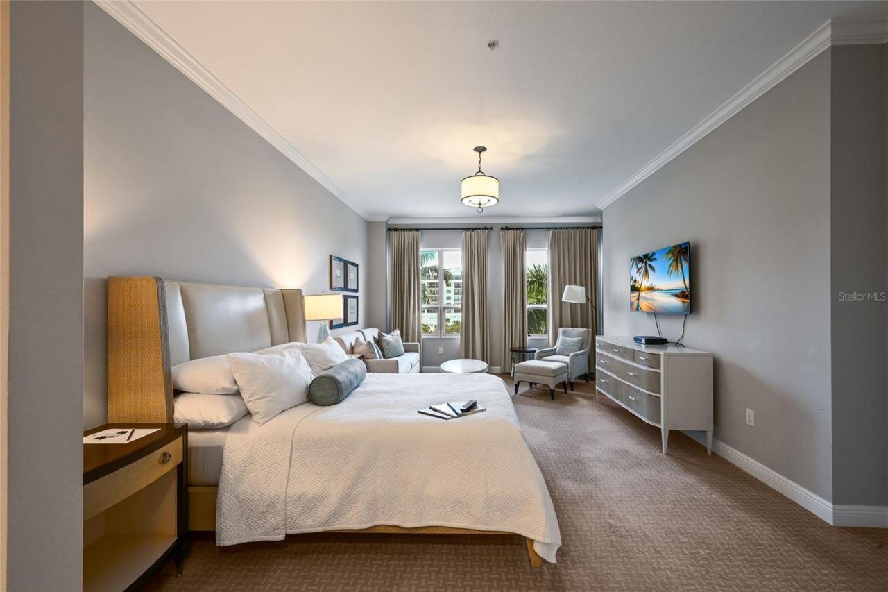 1300 Benjamin Franklin Drive, Unit 809, Sarasota, FL 34236 Photo