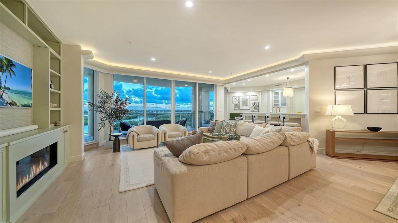 1300 Benjamin Franklin Drive, Unit 809, Sarasota, FL 34236 Photo