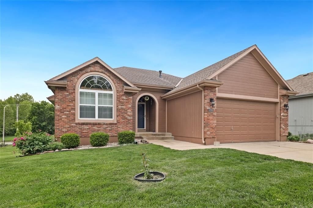 4421 NE 72nd Terrace, Kansas City, MO 64119 Main Photo
