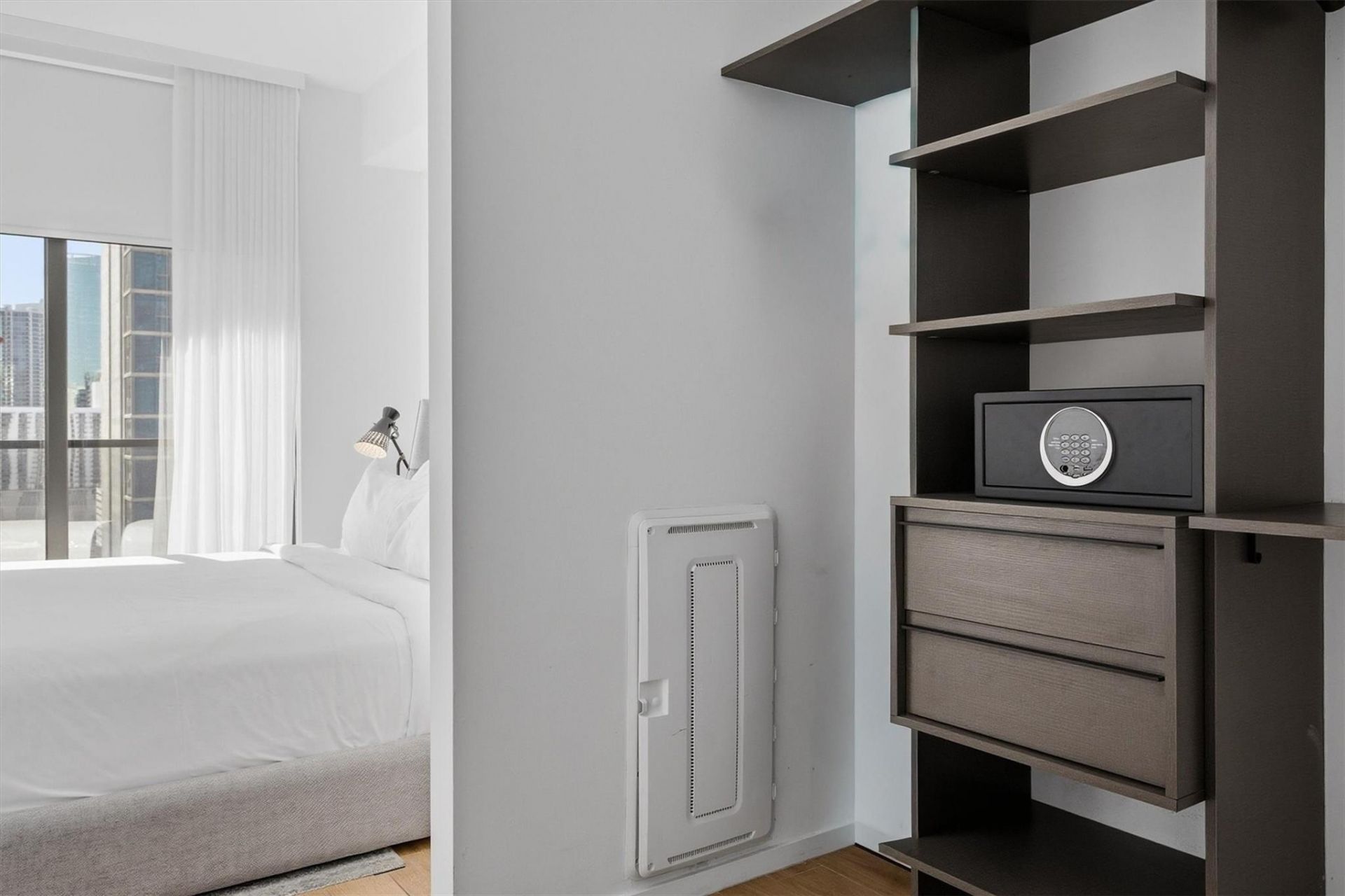 398 NE 5th St, Unit 2017, Miami, FL 33132 Photo