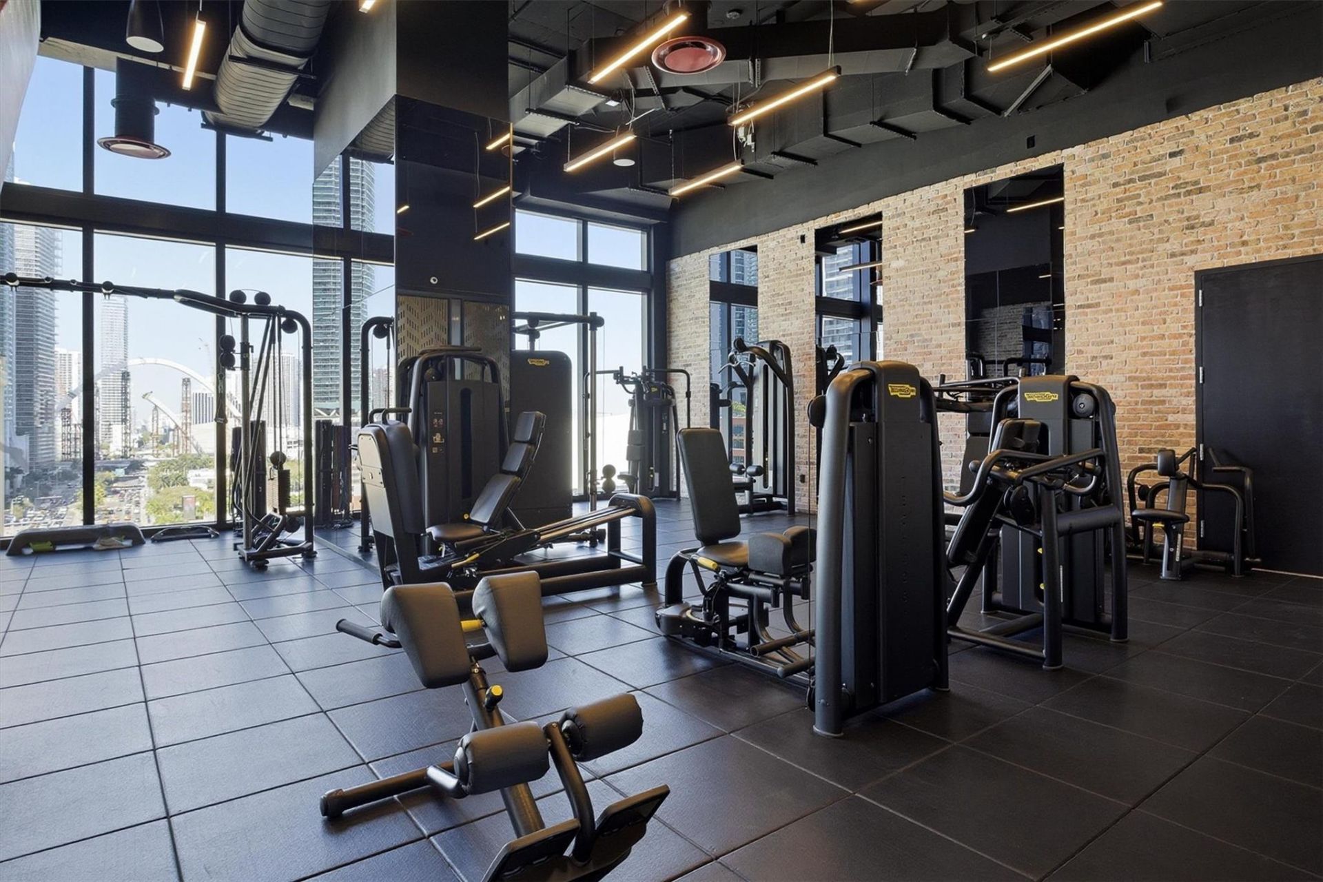 398 NE 5th St, Unit 2017, Miami, FL 33132 Photo