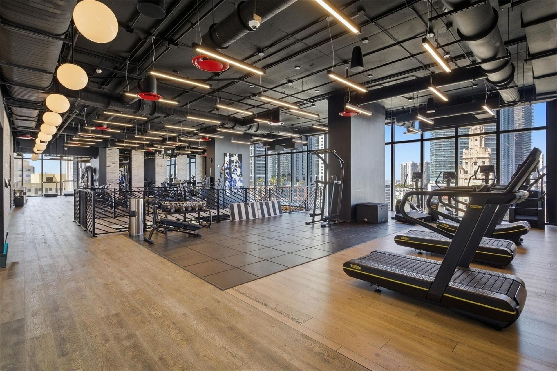 398 NE 5th St, Unit 2017, Miami, FL 33132 Photo