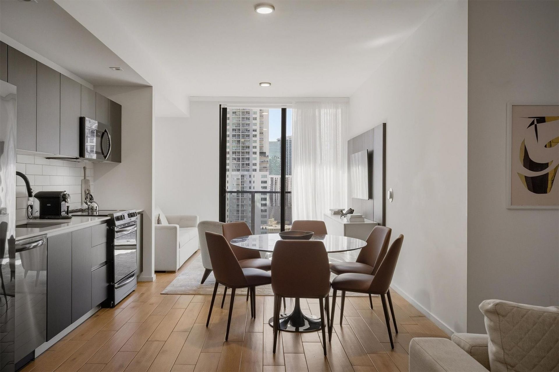 398 NE 5th St, Unit 2017, Miami, FL 33132 Photo