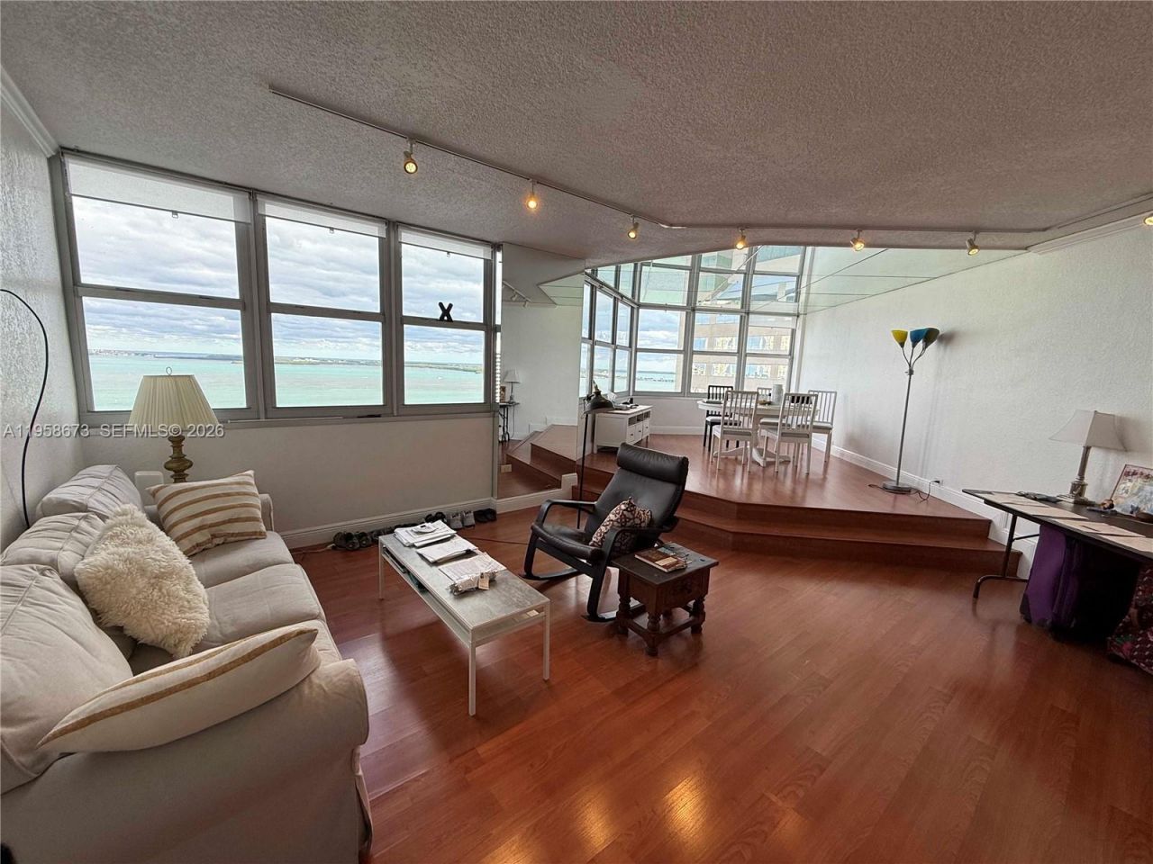 999 Brickell Bay Dr, Unit 2002, Miami, FL 33131 Photo