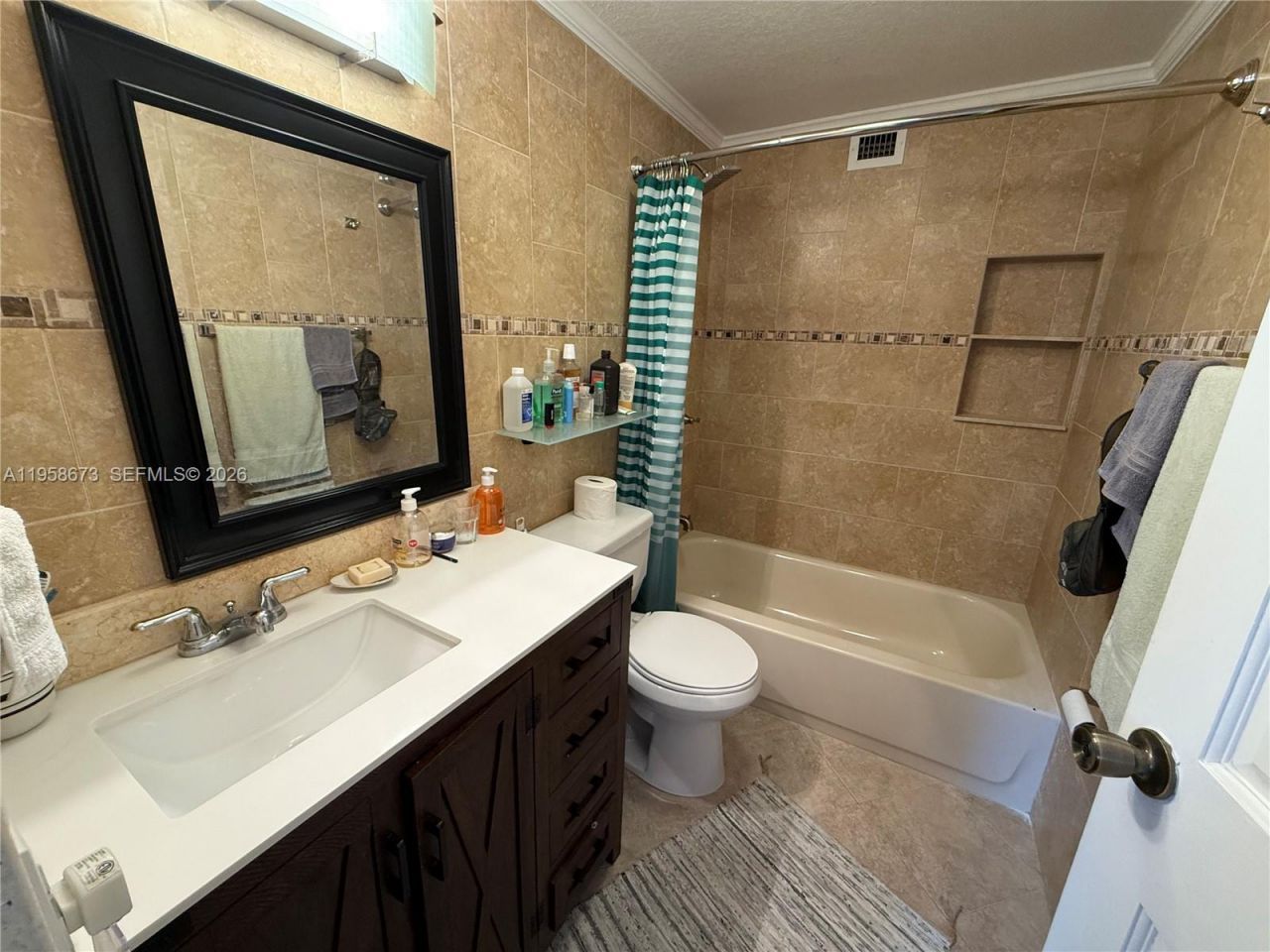 999 Brickell Bay Dr, Unit 2002, Miami, FL 33131 Photo