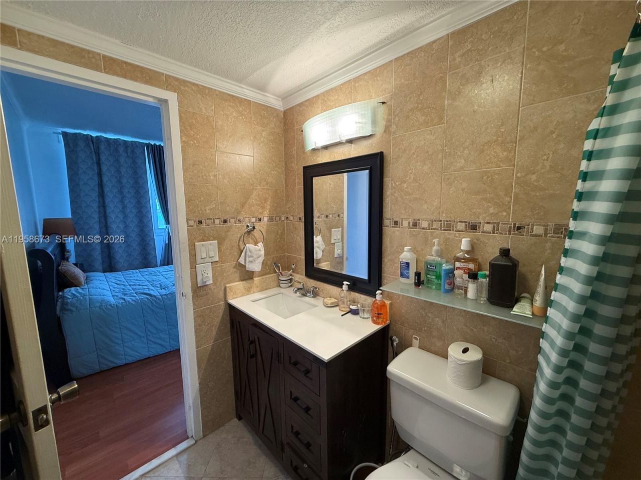 999 Brickell Bay Dr, Unit 2002, Miami, FL 33131 Photo