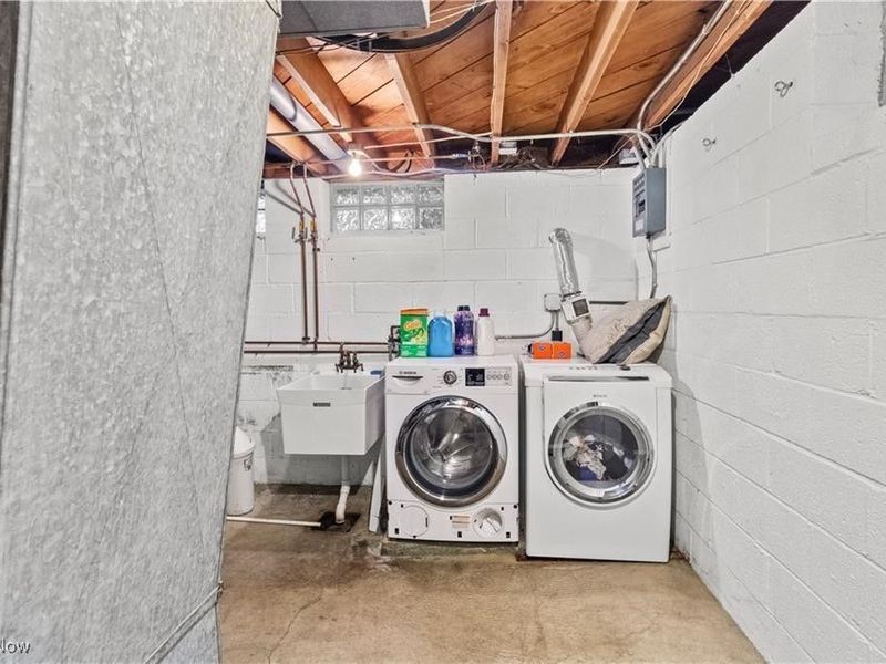 11770 Barrington Boulevard, Cleveland, OH 44130 Photo 28