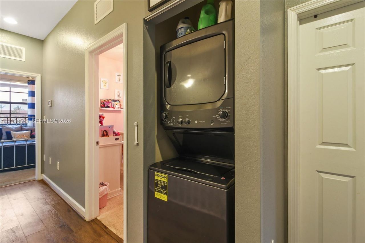 707 SE 32nd Ter , Homestead, FL 33033 Photo