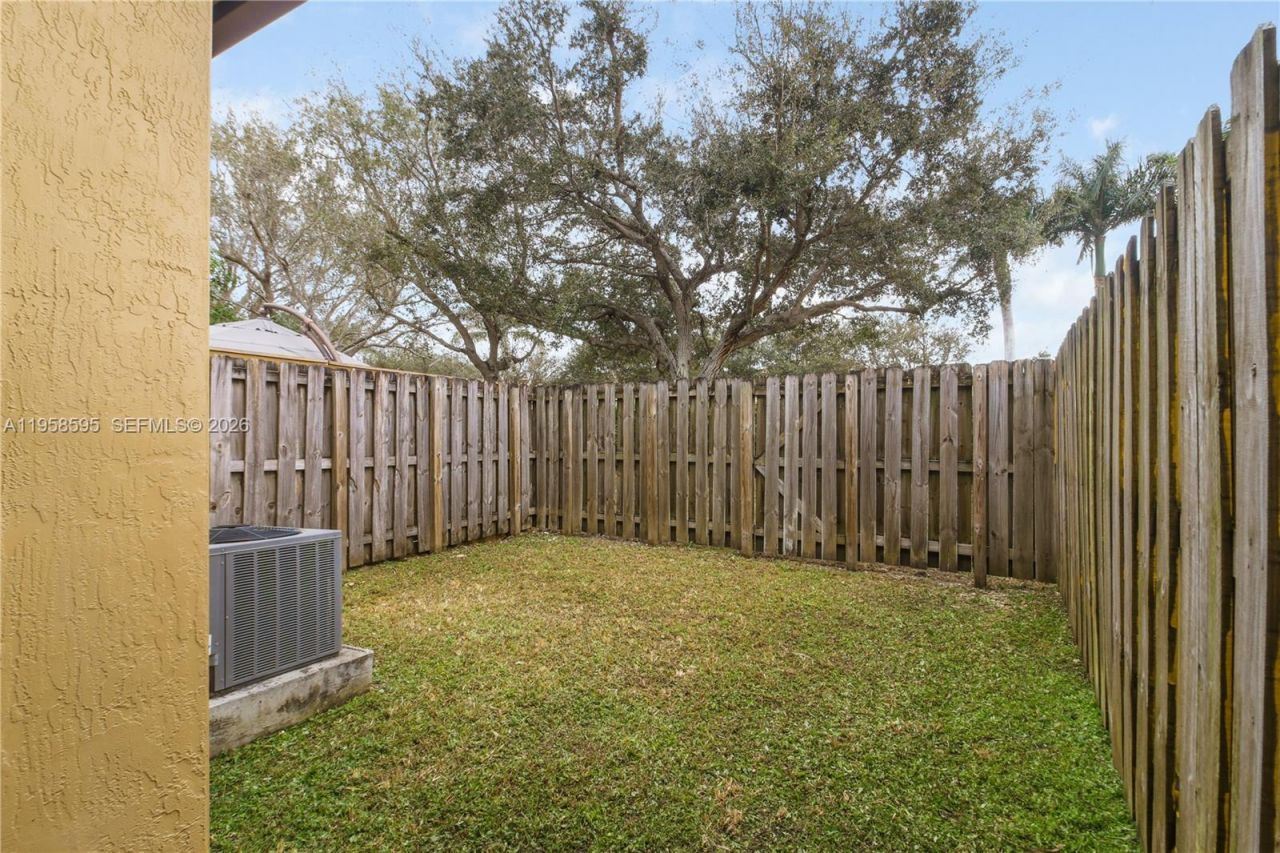707 SE 32nd Ter, Homestead, FL 33033 Photo