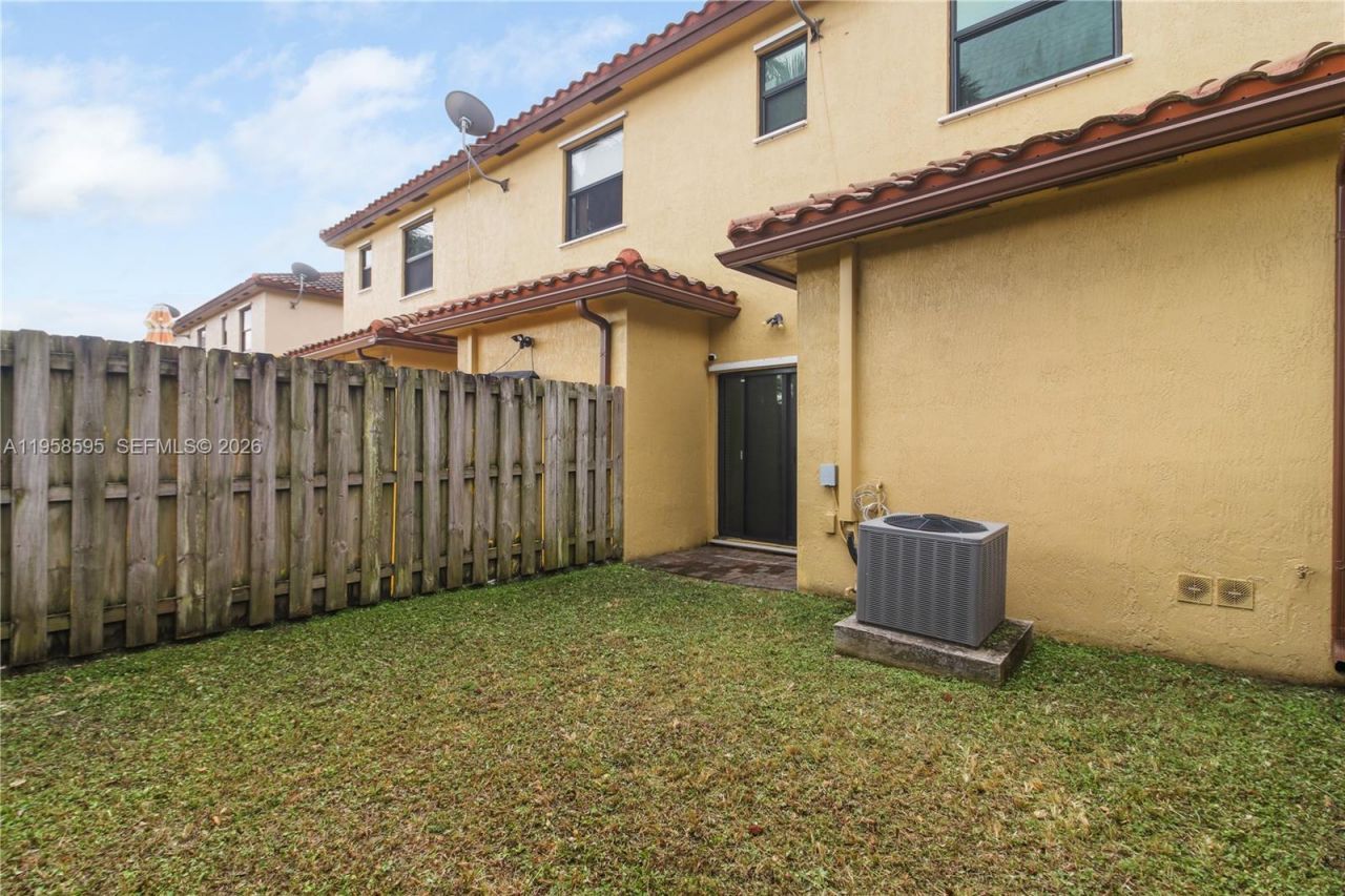 707 SE 32nd Ter, Homestead, FL 33033 Photo