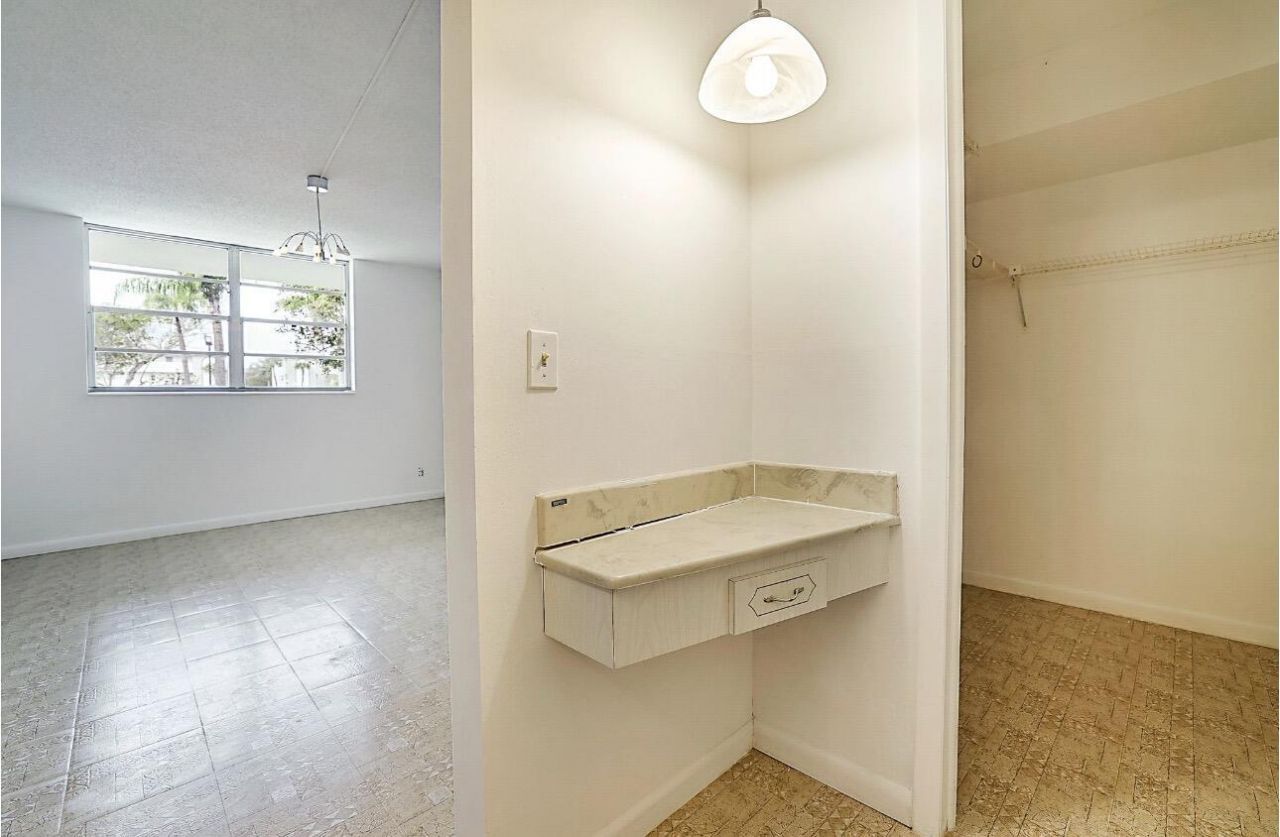 5500 NW 2nd Avenue, Unit 120, Boca Raton, FL 33487 Photo