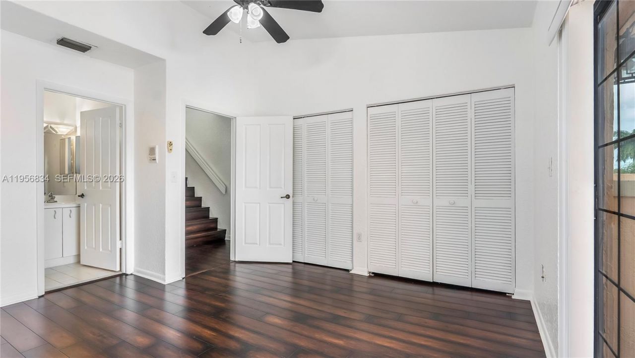 20820 San Simeon Way, Unit 24-G, Miami, FL 33179 Photo