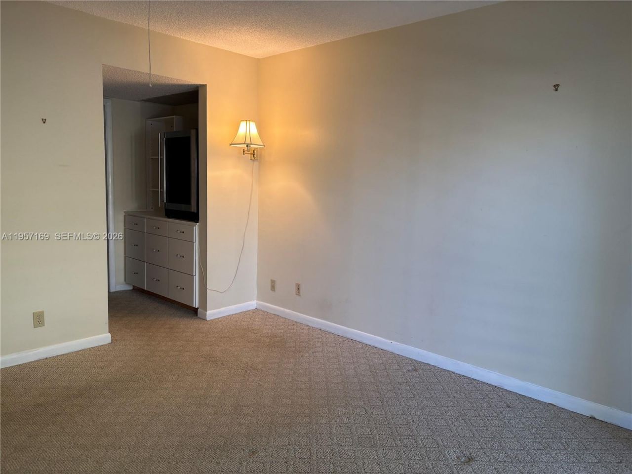 151 Berkley Rd, Unit 208, Hollywood, FL 33024 Photo