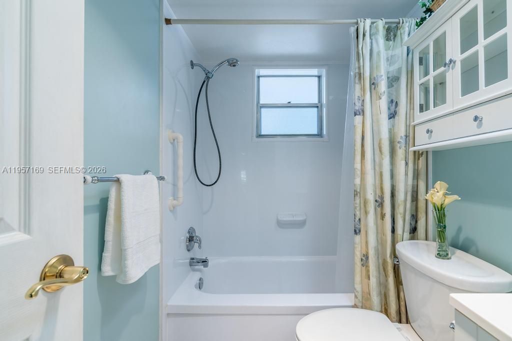 151 Berkley Rd, Unit 208, Hollywood, FL 33024 Photo