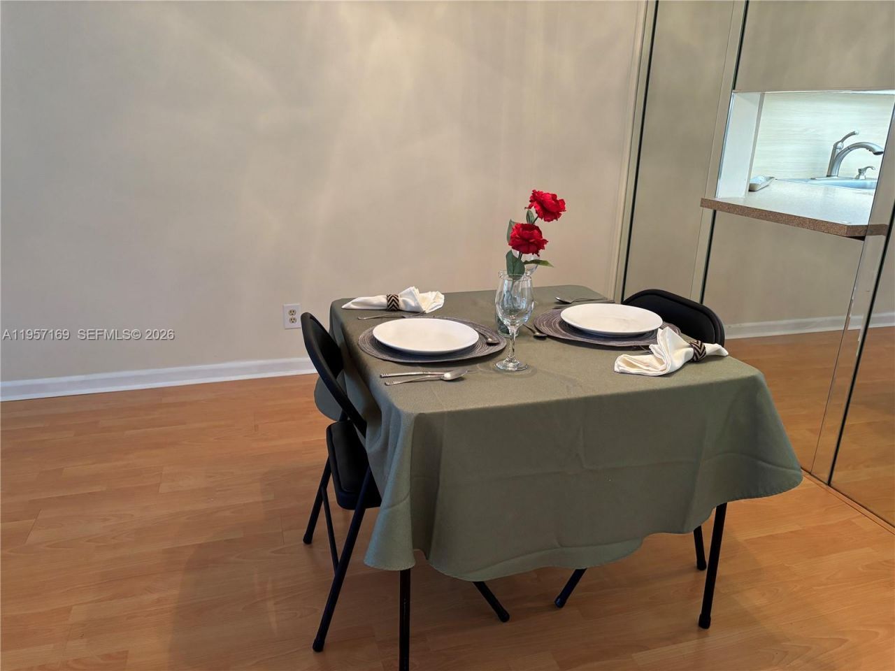 151 Berkley Rd, Unit 208, Hollywood, FL 33024 Photo