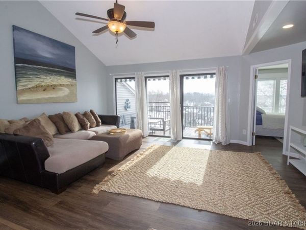 108 Robinwood Drive, Unit 3D, Lake Ozark, MO 65049
