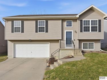 6958 N 88th Avenue, Omaha, NE 68122