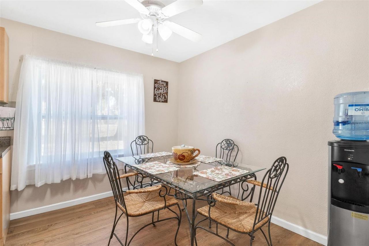 32828 Lake Eustis Drive, Tavares, FL 32778 Photo