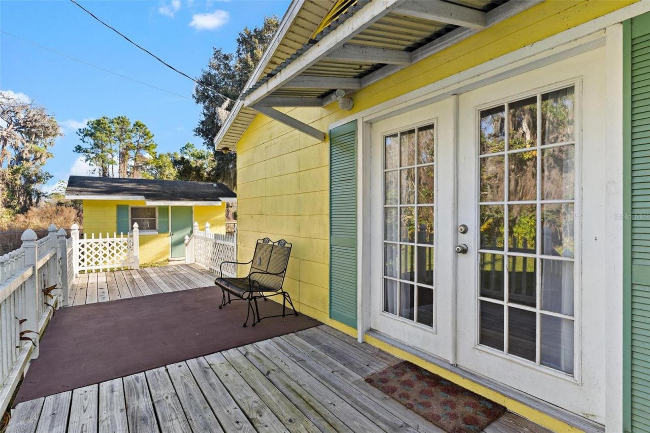 32828 Lake Eustis Drive, Tavares, FL 32778 Photo