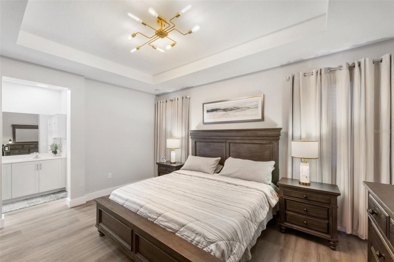 549 NE 206th Lane, Miami, FL 33179 Photo