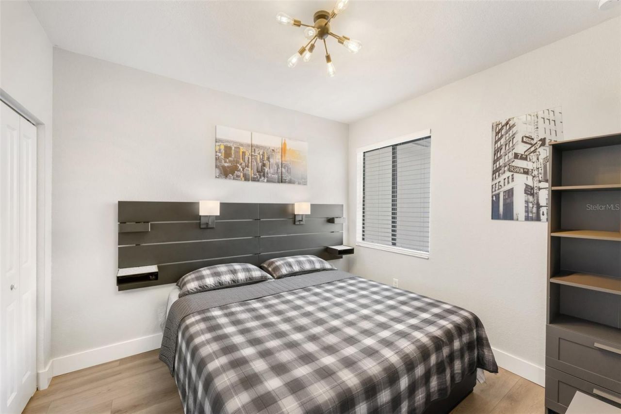 549 NE 206th Lane, Miami, FL 33179 Photo